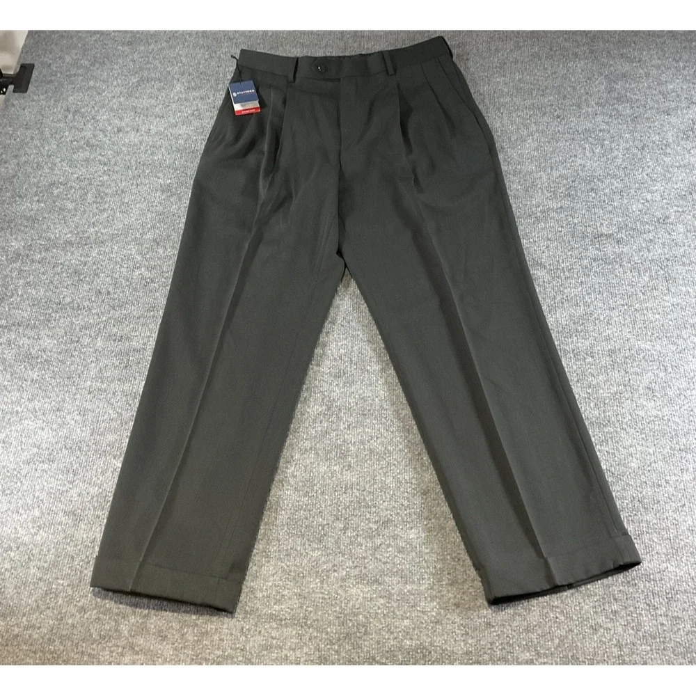 Stafford Dress Pants Mens 34x30 Classic Fit Black Pleated Slacks New NWT Busines
